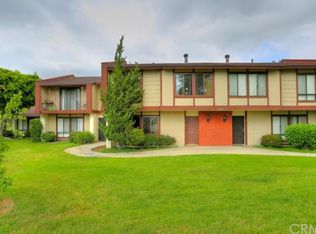 2862 N Cottonwood St UNIT 4, Orange, CA 92865