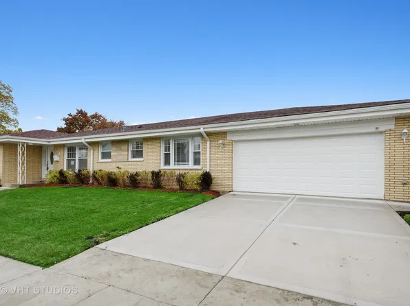 4141 Mulford St, Skokie, IL 60076