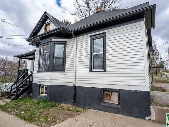 3rd image of 1305 & 1307 McDonald St