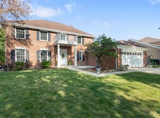 161 Jackson Ln, Bloomingdale, IL 60108
