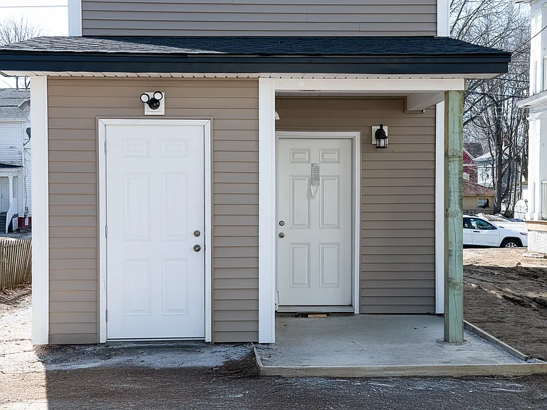 31 Drummond St — Photo 9