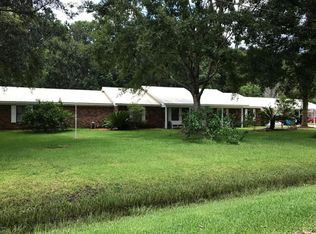 4213 Cunningham Rd, Moss Point, MS 39562