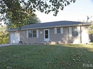 14684 Killion Rd, Mackinaw, IL 61755