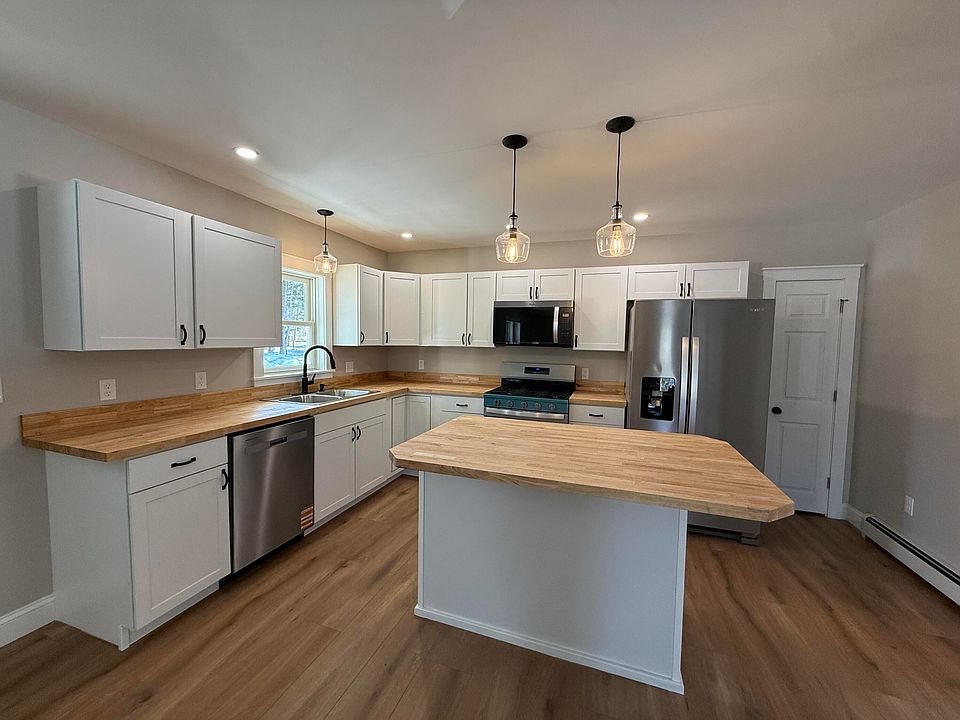 1st image of 9 Raspberry Hill Road