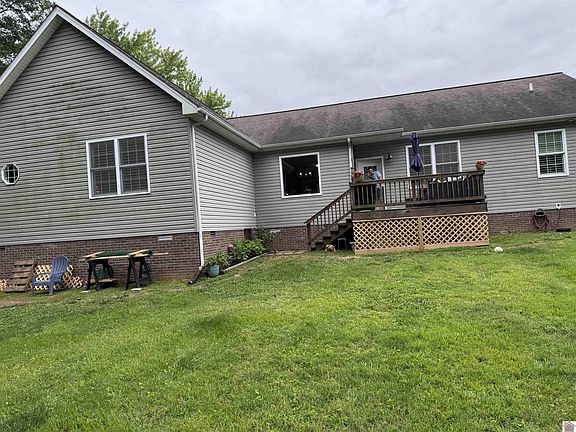 2nd image of 225 Andretta Dr