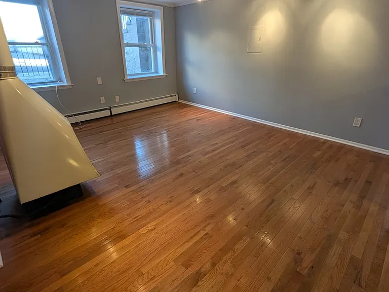 46 Warren St #1A — Photo 3