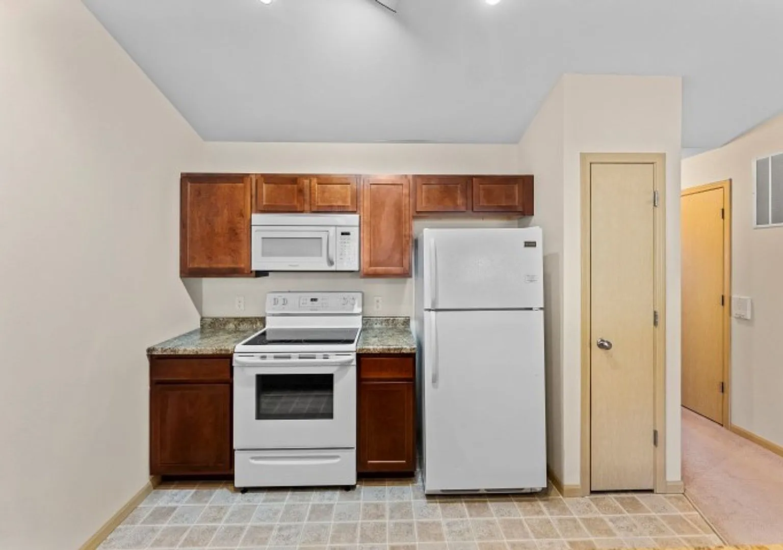 2862-2864-2866-2868 Pleasant View Rd — Photo 3