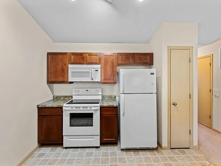 2850-2852-2854 Pleasant View Rd — Photo 7