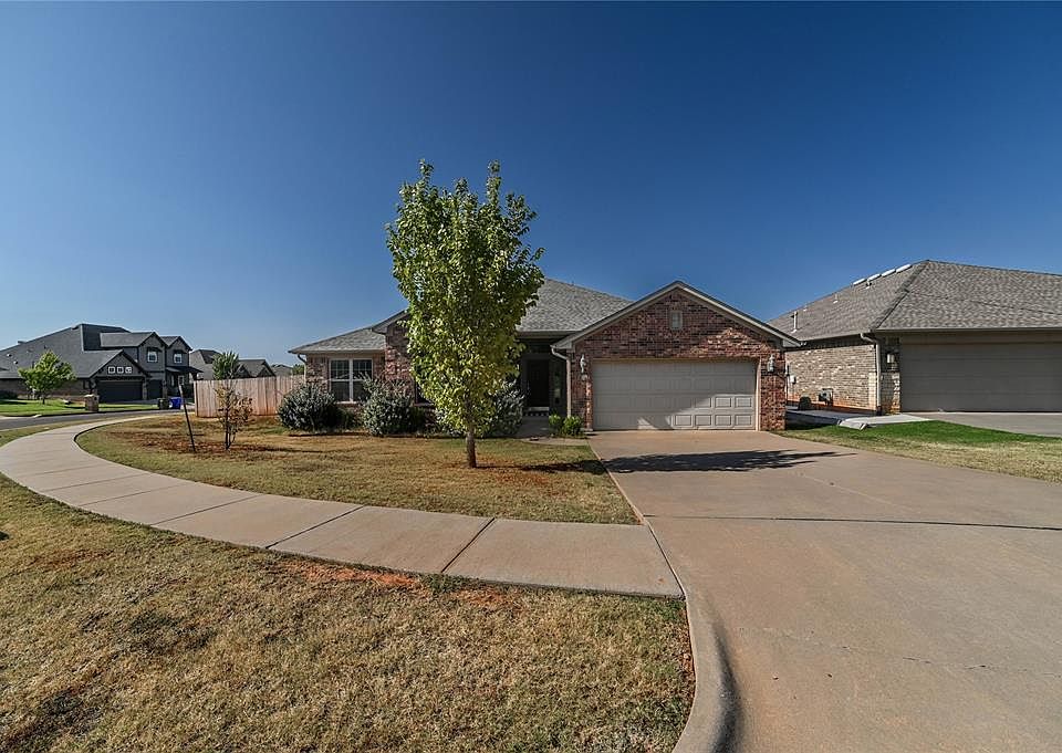 1st image of 605 Carolyn Ridge Rd