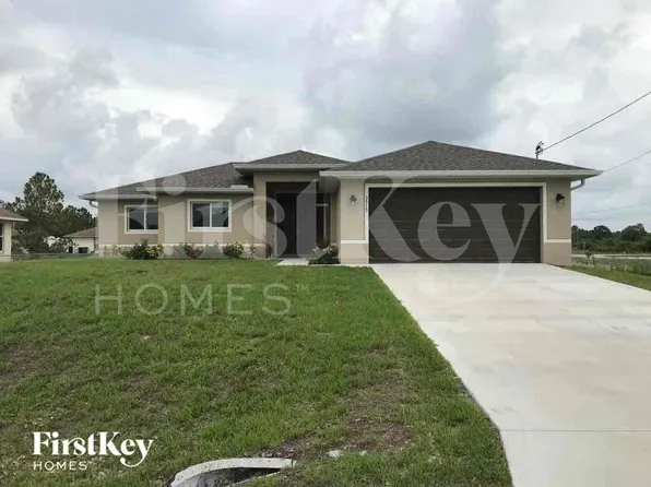 3513 23rd St SW, Lehigh Acres, FL 33976
