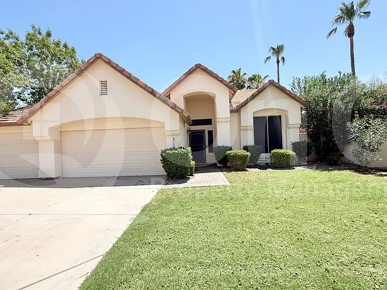3195 S Cascade Pl — Photo 1