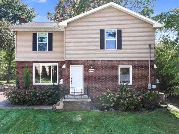 6044 Davison Rd, Burton, MI 48509
