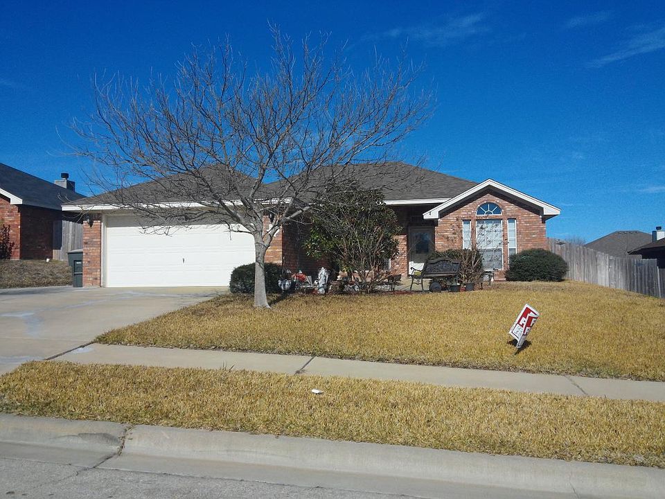 1st image of 4107 Windwood Dr