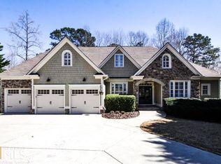 5020 Rockingham Dr, Roswell, GA 30075
