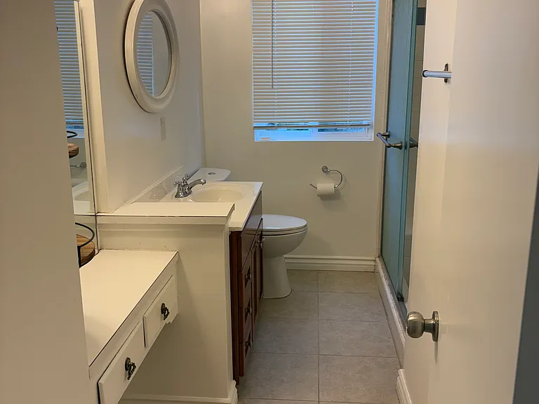 6862 Delco Ave — Photo 6