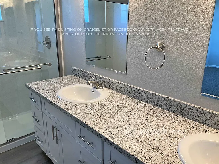 472 Woodcrest Dr — Photo 14