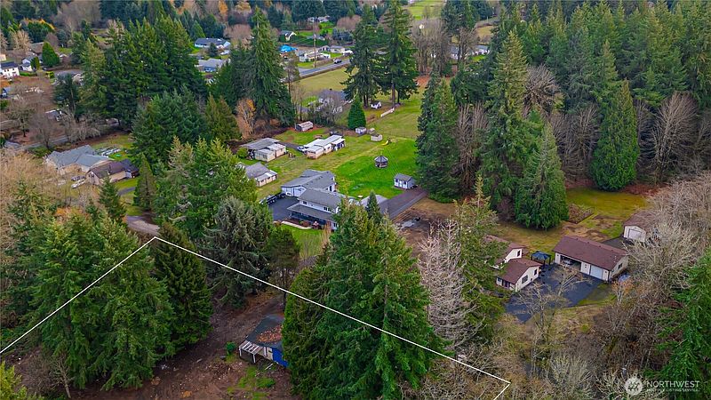 4th image of 3502 40th Ave SE