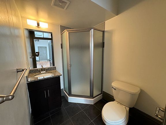 4th image of 1100 Hull St APT 220