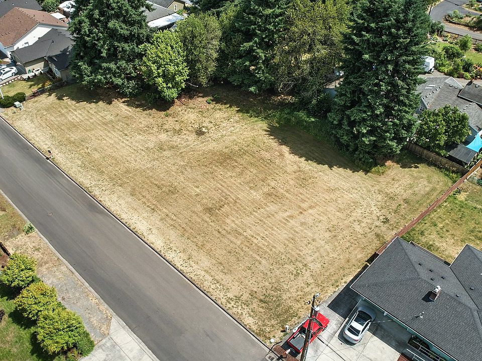 1st image of 0 NE 39th St #2