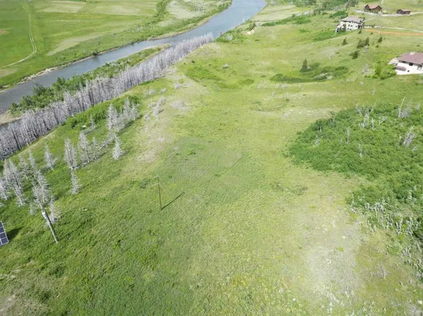 1 Paradise Dr, Cardston County, AB T0K 2M0