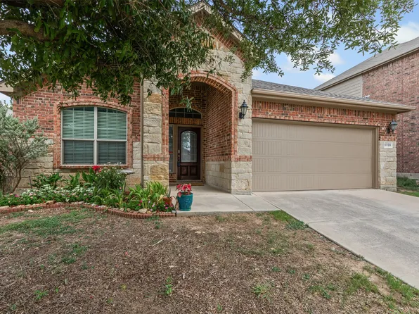 5709 Sapphire Pool Trl, Fort Worth, TX 76244