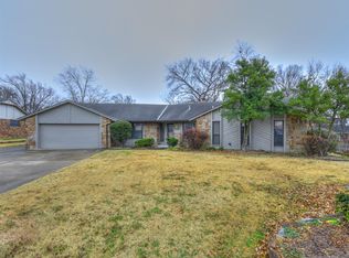 6524 Clear Creek Loop, Bartlesville, OK 74006