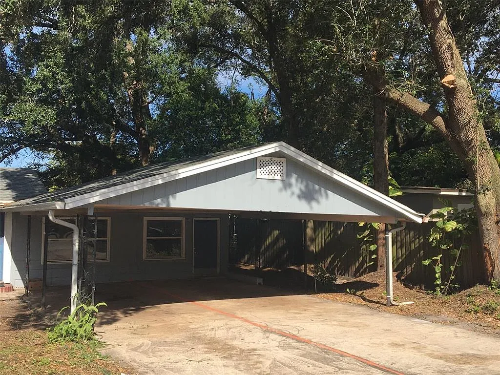 1 bed, 1.0 bath, 650 sqft, $900 — Photo 2