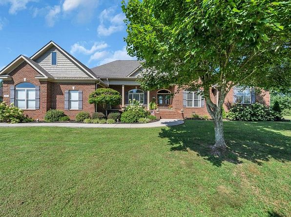 10 Blue Bird Dr