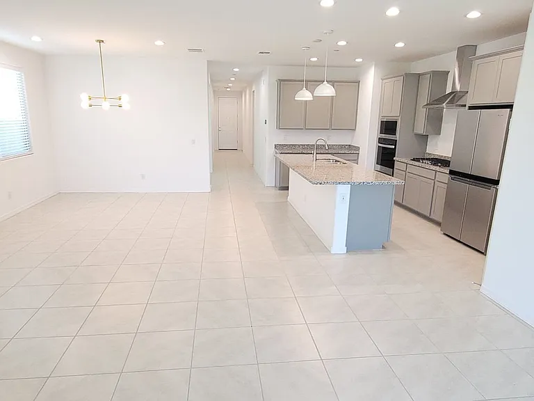 13573 W Shifting Sands Dr — Photo 7