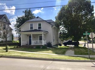 123 Elkader St, Strawberry Point, IA 52076
