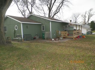302 W 1st St, Hedrick, IA 52563