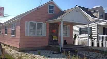 1st image of 2831 West Ave