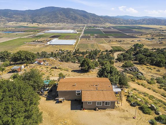 3rd image of 26671 Trotter Dr