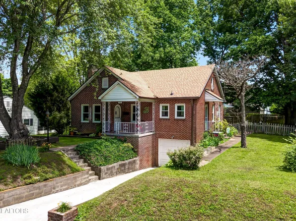 3322 Bellevue St, Knoxville, TN 37917