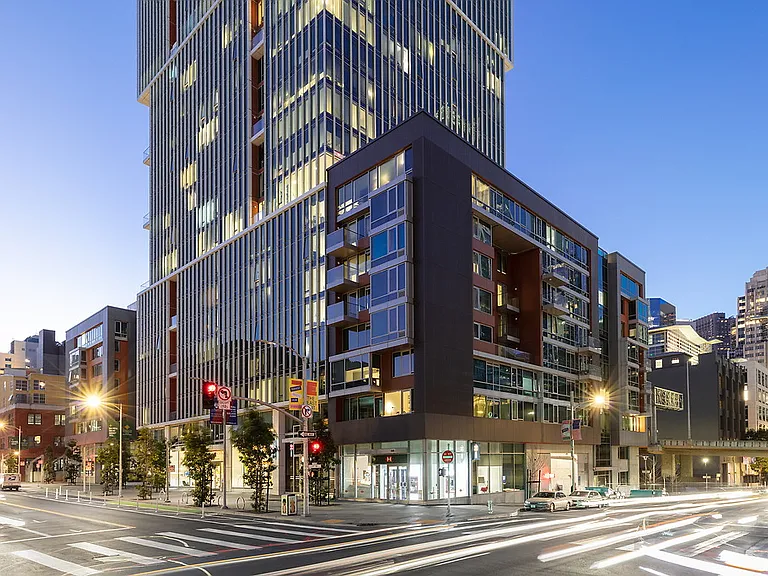 500 Folsom — Photo 2