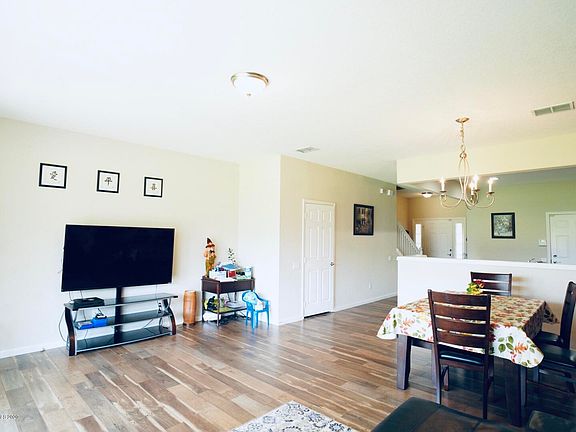 5th image of 15024 Bellinkoff Ln