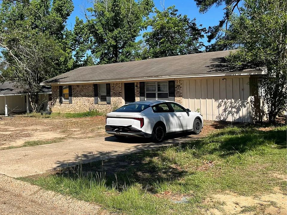 1st image of 103 Pine Grove Cir