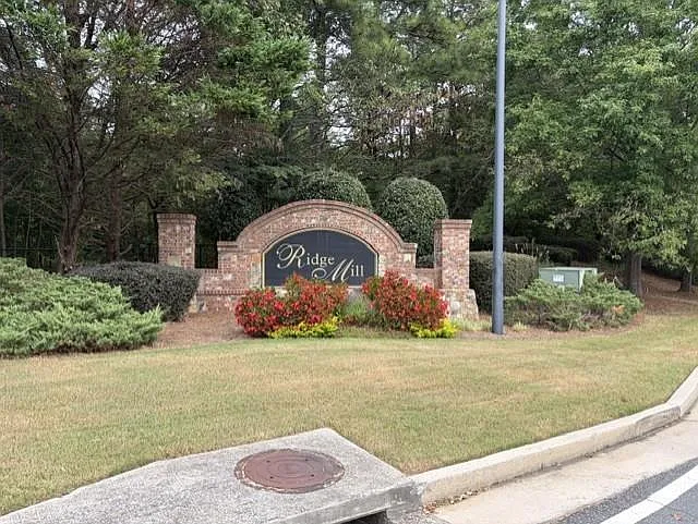 3 bed, 2.5 bath, 1540 sqft, $1,900 — Photo 1