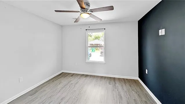 1706 Stafford St — Photo 7