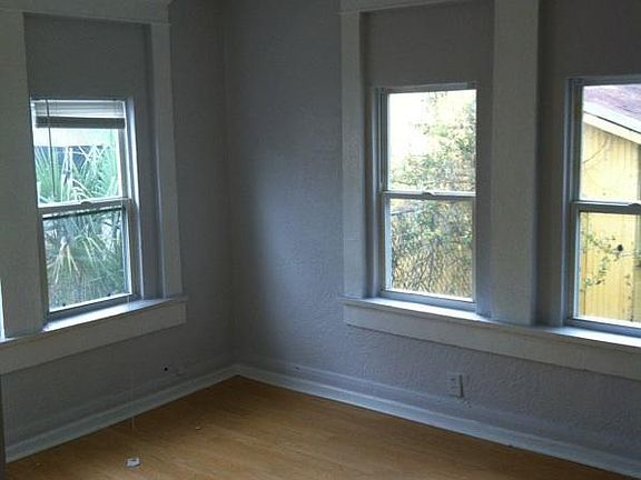 5th image of 2207 E 20th Ave