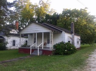 208 S Oak St, Seneca, SC 29678