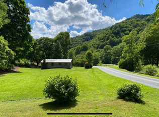 4364 Pigeon Roost Rd, Green Mountain, NC 28740