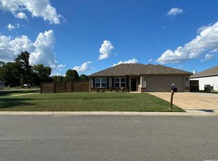 2900 Beechwood Dr, Conway, AR 72032