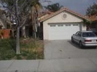 2975 Wimbledon Dr, Corona, CA 92879