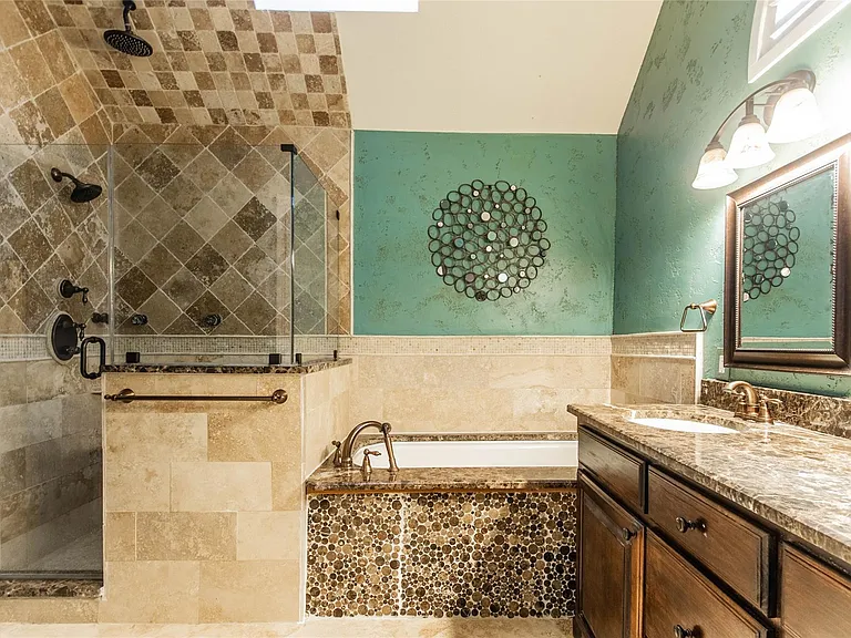 4313 Creekstone Dr — Photo 11