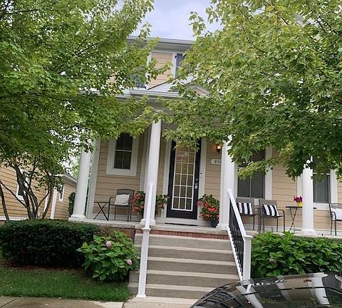 2nd image of 830 Constitution St