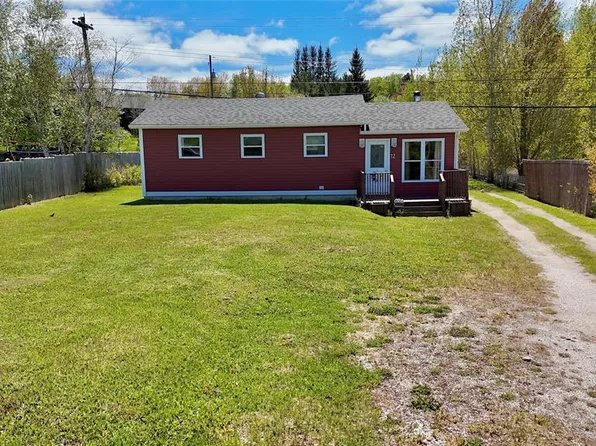 12 Squires Road, Deer Lake, NL A8A3G2