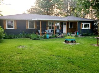 5155 Lake Rd, Mattoon, IL 61938