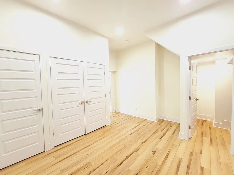 540 N 19th St #1 — Photo 5