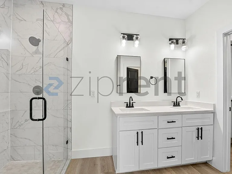 4941 Townsend Dr — Photo 15